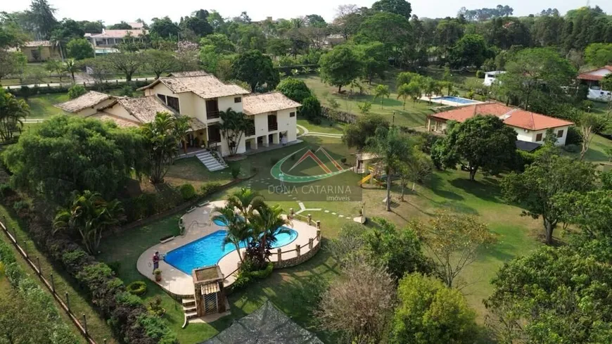 Foto 1 de Fazenda/Sítio com 5 Quartos à venda, 680m² em Estância da Colina, Salto