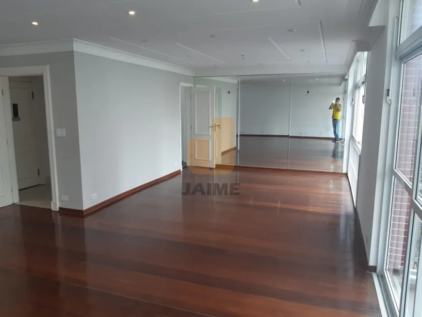 Foto 1 de Apartamento com 3 Quartos à venda, 210m² em Higienópolis, São Paulo