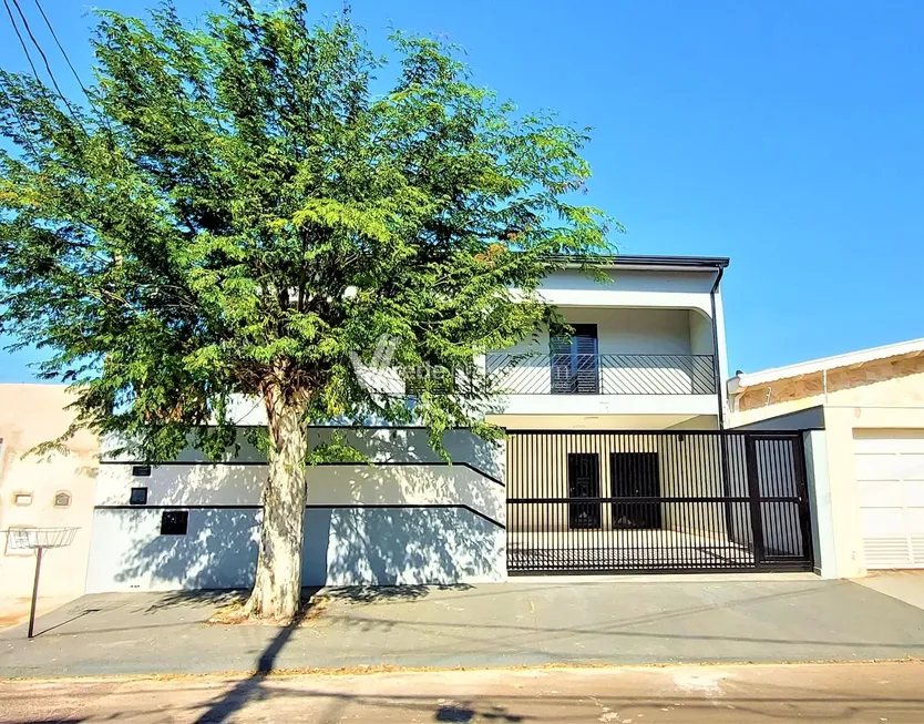 Foto 1 de Casa com 4 Quartos à venda, 223m² em Parque Residencial Carvalho de Moura, Campinas