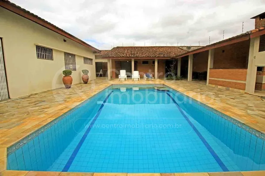 Foto 1 de Casa com 5 Quartos à venda, 218m² em Balneario Sambura, Peruíbe