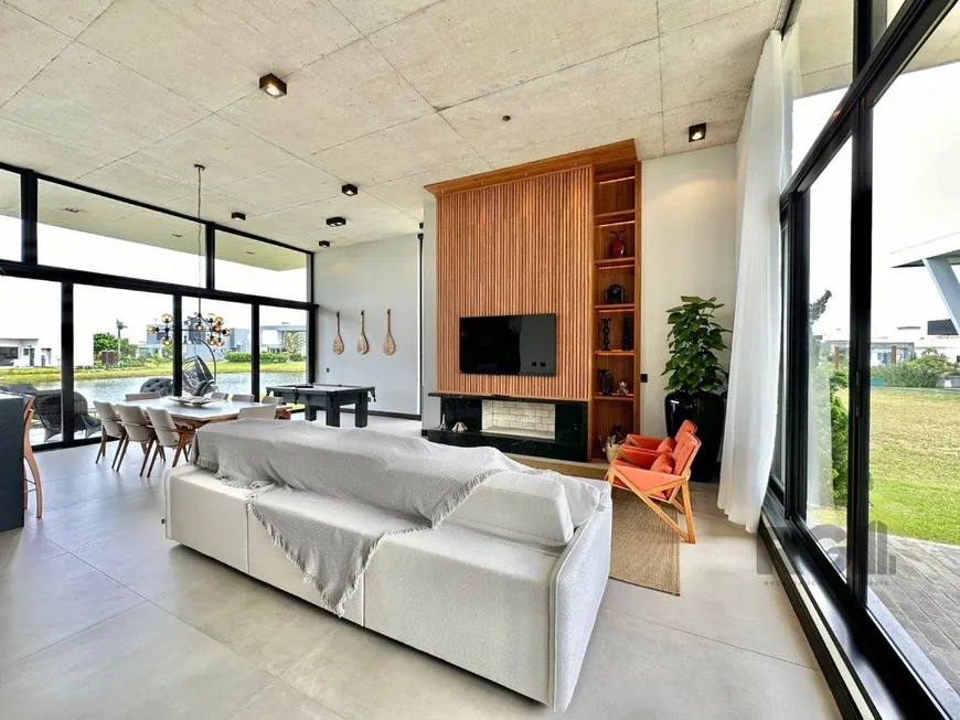 Foto 1 de Casa de Condomínio com 4 Quartos à venda, 237m² em Rainha Do Mar, Xangri-lá