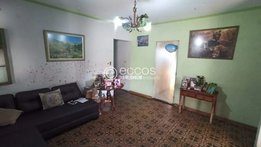Foto 1 de Casa com 3 Quartos à venda, 296m² em Tabajaras, Uberlândia