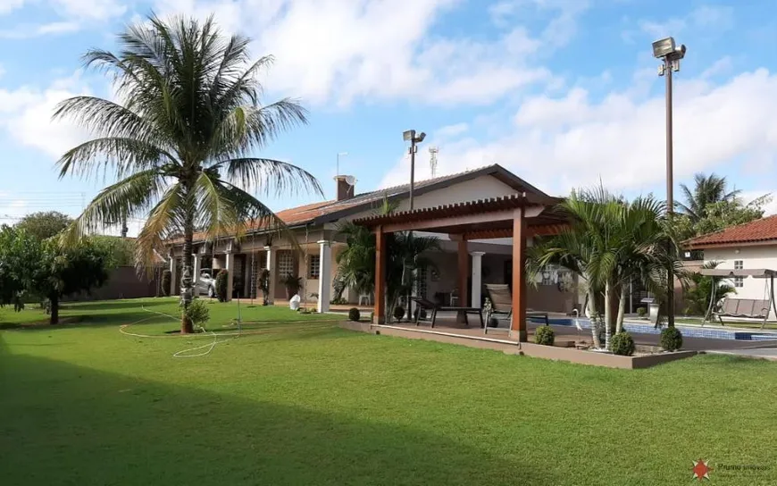 Foto 1 de Fazenda/Sítio com 3 Quartos à venda, 1500m² em , Novo Horizonte