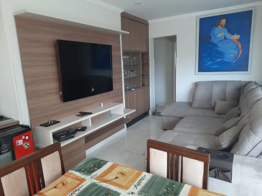 Foto 1 de Apartamento com 3 Quartos à venda, 115m² em Jardim Astúrias, Guarujá