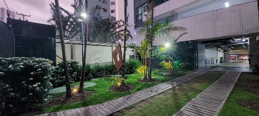 Foto 1 de Apartamento com 4 Quartos à venda, 137m² em Boa Viagem, Recife