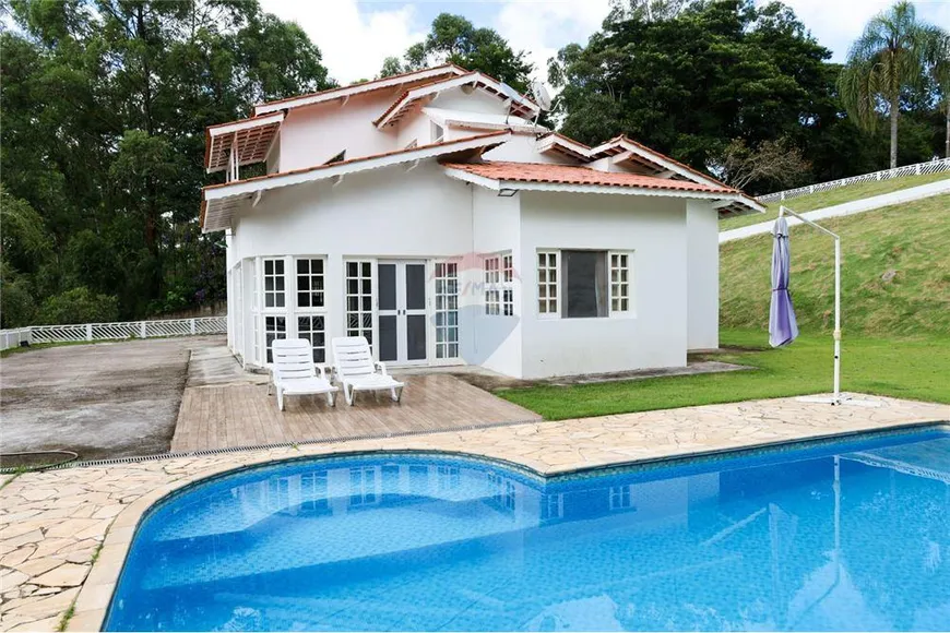 Foto 1 de Casa de Condomínio com 3 Quartos para alugar, 178m² em Jardim Paraíso da Usina, Atibaia