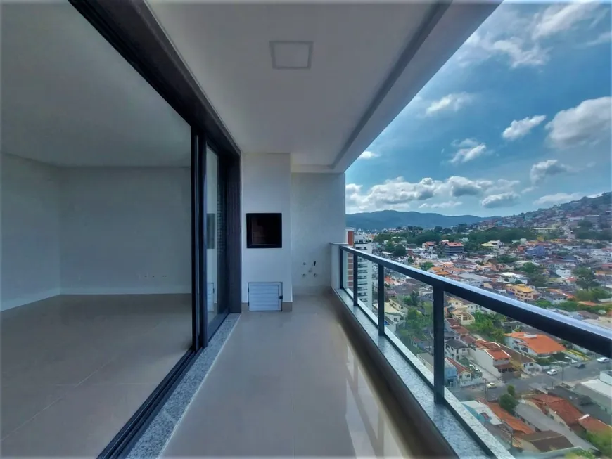 Foto 1 de Cobertura com 3 Quartos à venda, 124m² em Beira Mar, Florianópolis