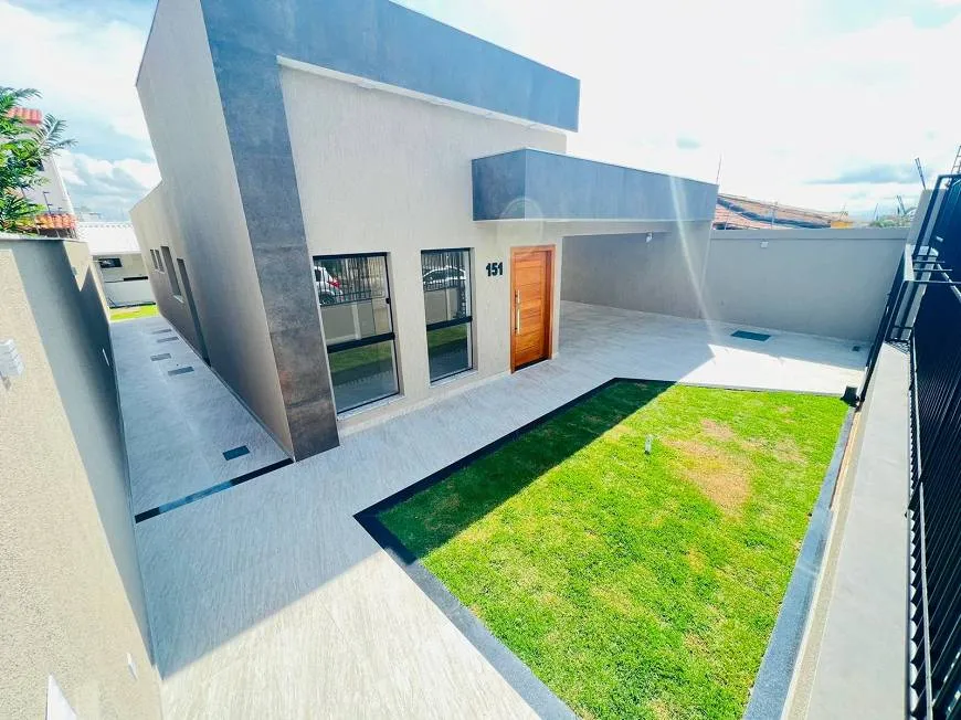 Foto 1 de Casa com 4 Quartos à venda, 360m² em Planalto, Belo Horizonte