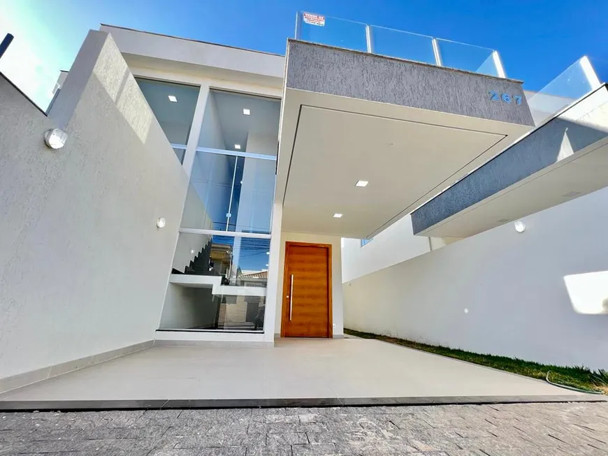 Foto 1 de Casa com 3 Quartos à venda, 200m² em Jardim Imperial, Lagoa Santa