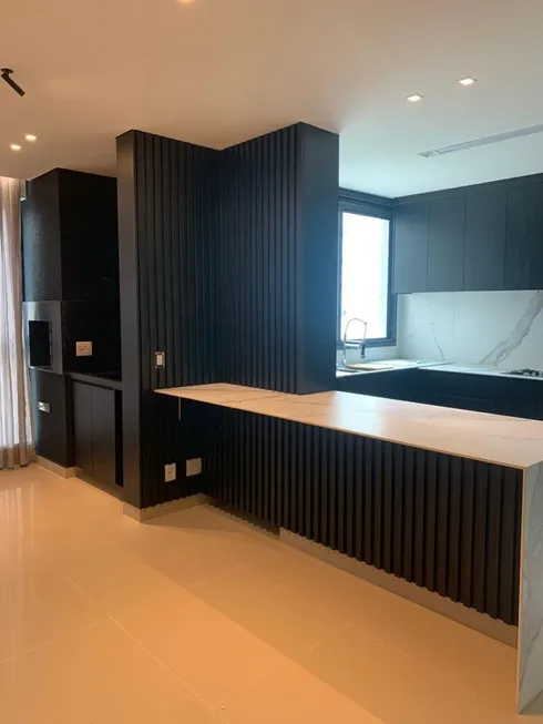 Foto 1 de Apartamento com 3 Quartos à venda, 137m² em Jardim Karaíba, Uberlândia