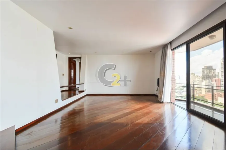 Foto 1 de Apartamento com 4 Quartos à venda, 274m² em Pacaembu, São Paulo