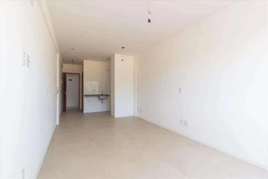 Foto 1 de Apartamento com 1 Quarto à venda, 29m² em Samambaia Norte, Samambaia