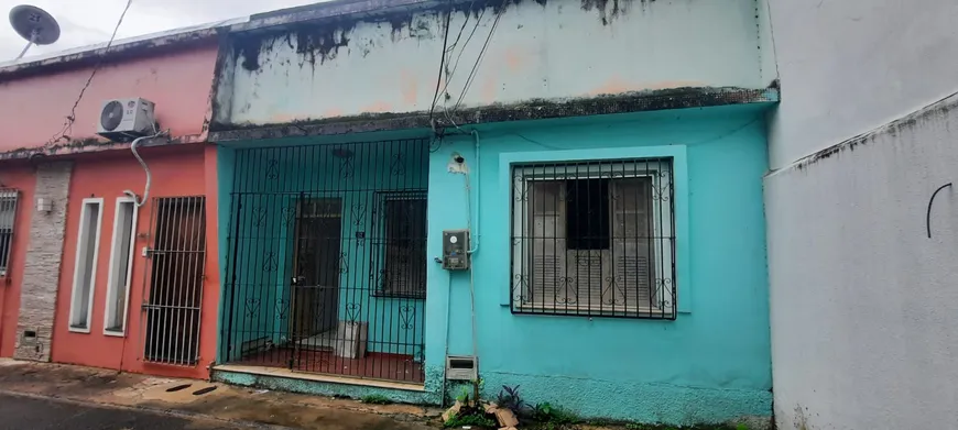 Foto 1 de Casa com 2 Quartos para alugar, 49m² em Batista Campos, Belém