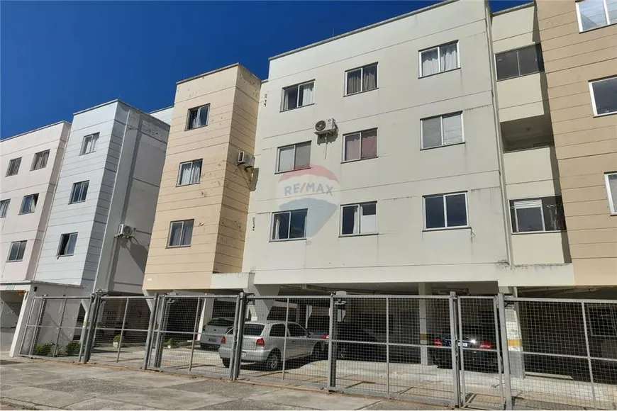 Foto 1 de Apartamento com 2 Quartos à venda, 47m² em Centro, Araranguá