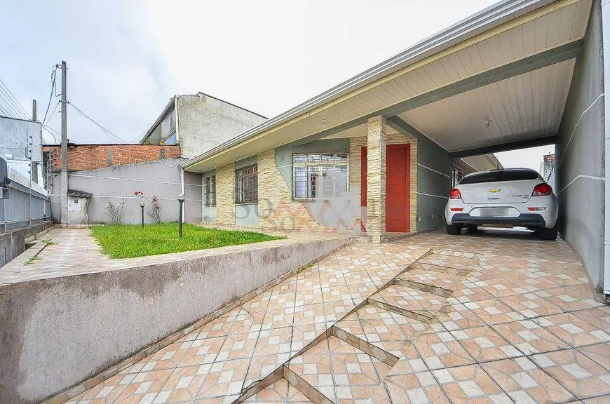 Foto 1 de Casa com 2 Quartos à venda, 120m² em Sitio Cercado, Curitiba