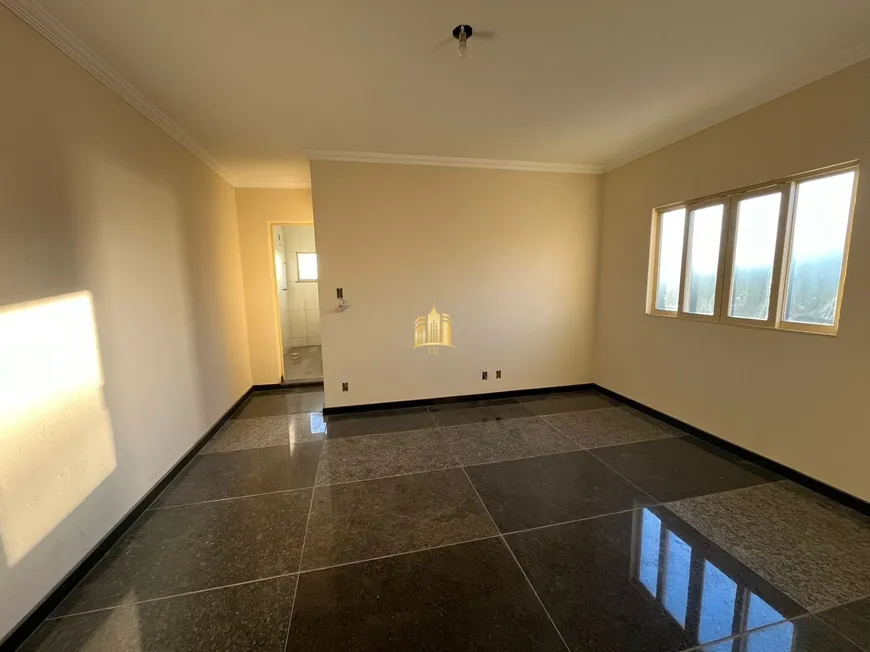 Foto 1 de Apartamento com 1 Quarto para alugar, 34m² em Centro, Esmeraldas