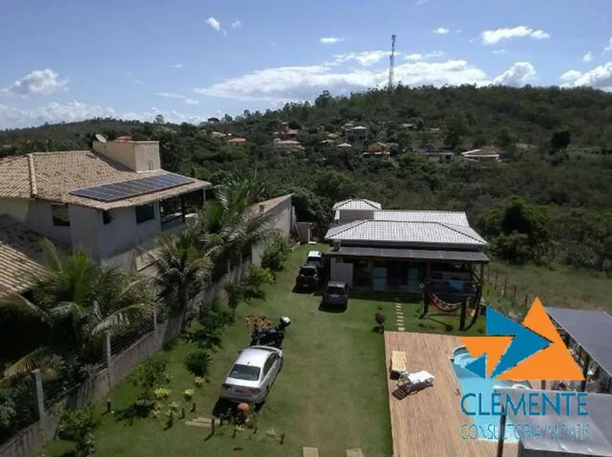 Foto 1 de Casa de Condomínio com 3 Quartos à venda, 200m² em Vale do Luar, Jaboticatubas