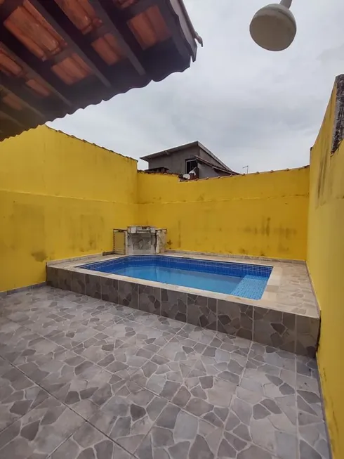 Foto 1 de Casa com 2 Quartos à venda, 70m² em Jardim Praia Grande, Mongaguá