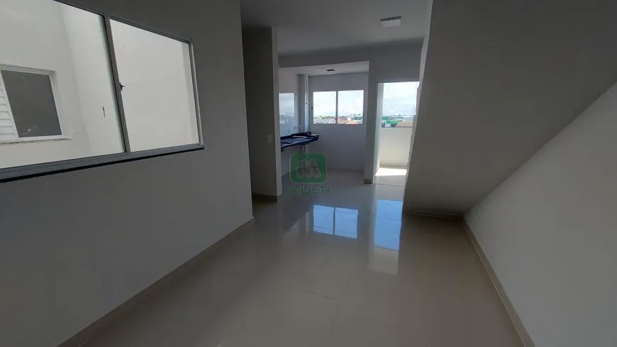 Foto 1 de Cobertura com 3 Quartos à venda, 120m² em Santa Mônica, Uberlândia