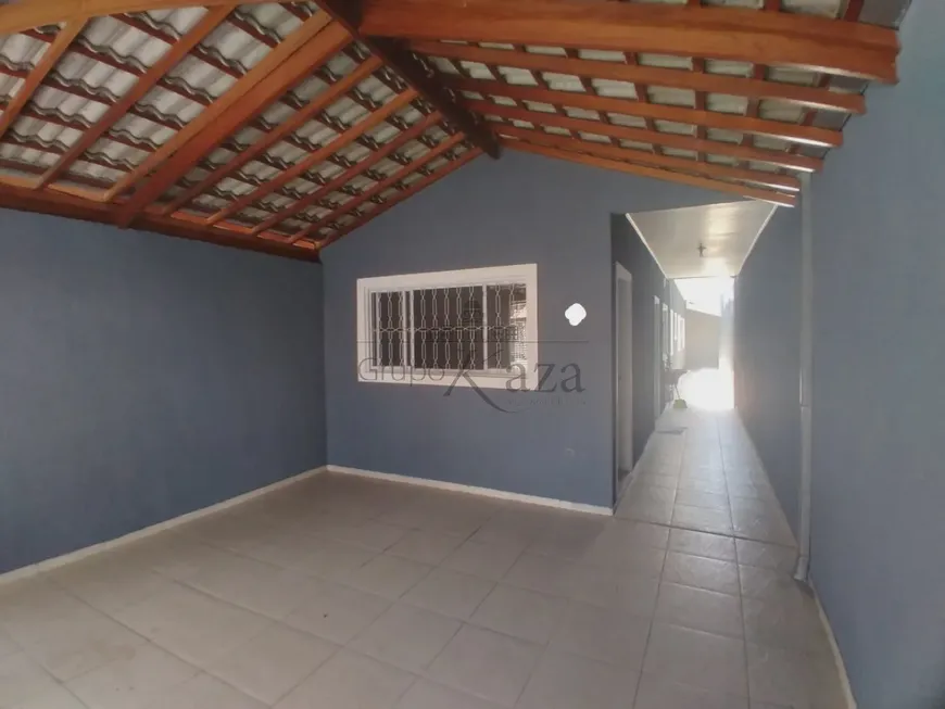 Foto 1 de Casa com 3 Quartos à venda, 150m² em Jardim Oriente, São José dos Campos