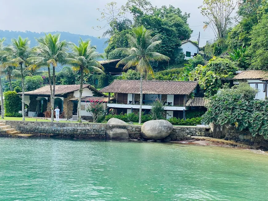 Foto 1 de Casa de Condomínio com 5 Quartos à venda, 400m² em Portogalo, Angra dos Reis