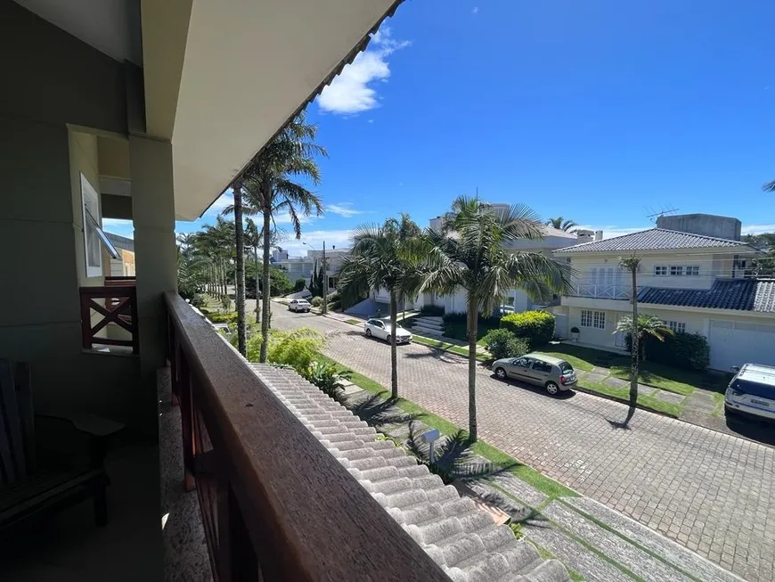 Foto 1 de Casa com 3 Quartos à venda, 242m² em Jurerê Internacional, Florianópolis