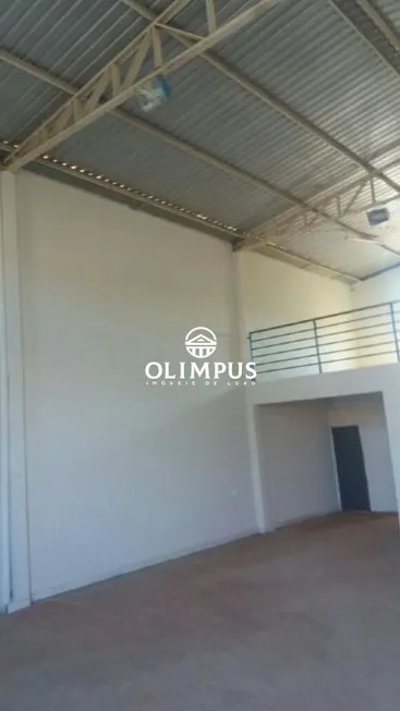 Foto 1 de Galpão/Depósito/Armazém à venda, 300m² em São Jorge, Uberlândia