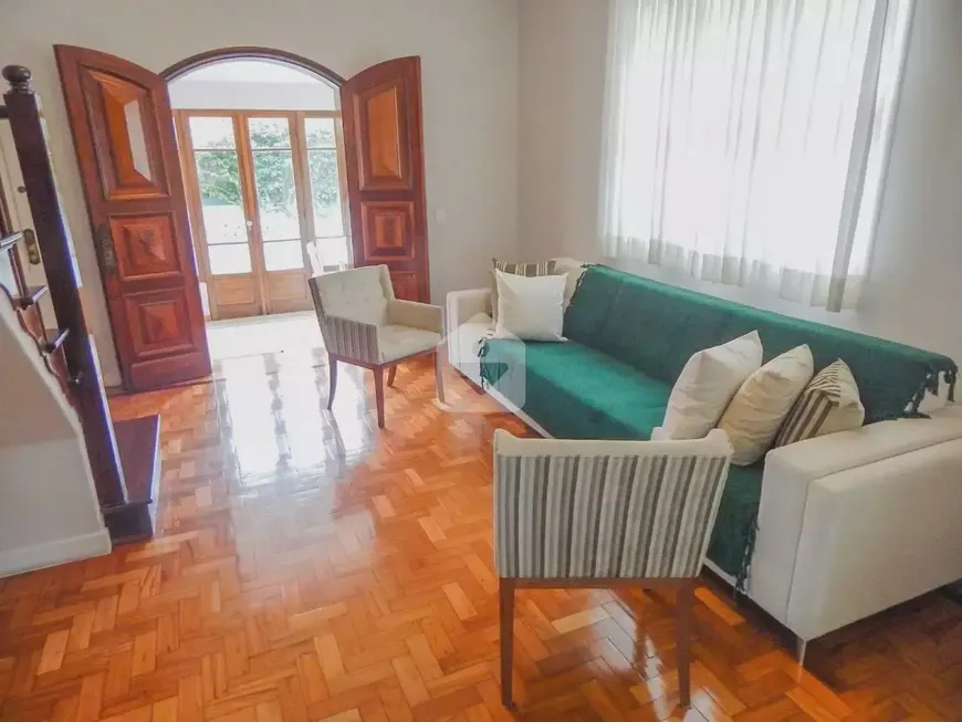 Foto 1 de Casa com 3 Quartos à venda, 309m² em Centro, Petrópolis
