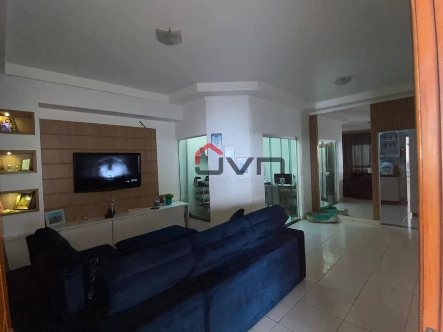 Foto 1 de Casa com 3 Quartos à venda, 160m² em Jardim Patrícia, Uberlândia