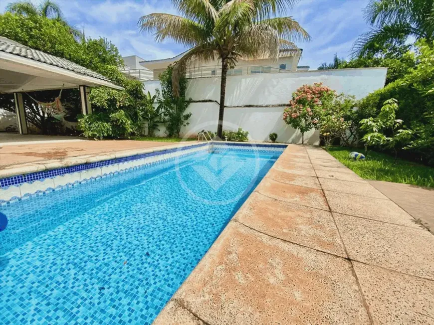 Foto 1 de Casa de Condomínio com 5 Quartos à venda, 436m² em Residencial Alphaville Flamboyant, Goiânia