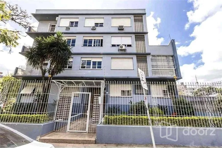 Foto 1 de Apartamento com 2 Quartos à venda, 76m² em Farroupilha, Porto Alegre