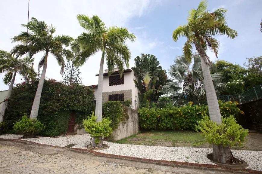 Foto 1 de Casa com 4 Quartos à venda, 350m² em Manoel Dias Branco, Fortaleza