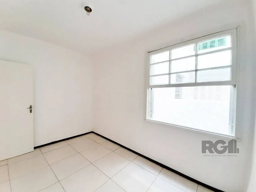 Foto 1 de Apartamento com 2 Quartos à venda, 42m² em Centro Histórico, Porto Alegre