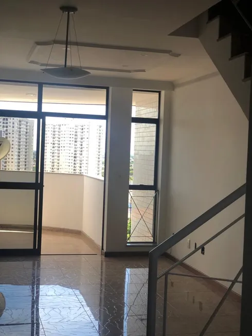 Foto 1 de Apartamento com 3 Quartos à venda, 240m² em Centro, Campos dos Goytacazes