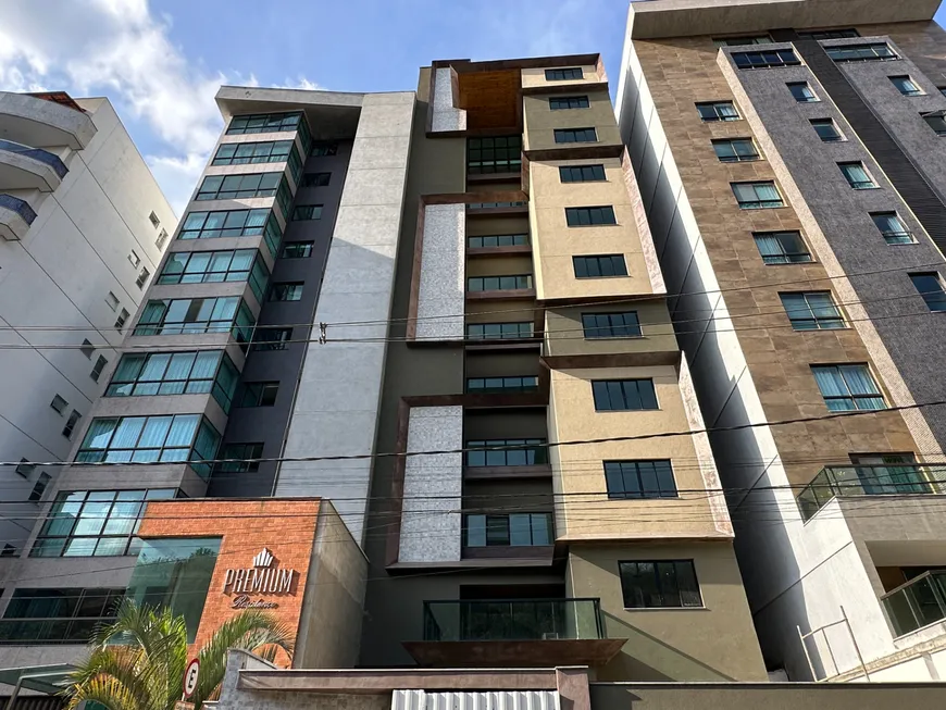 Foto 1 de Apartamento com 3 Quartos à venda, 230m² em Cascatinha, Juiz de Fora