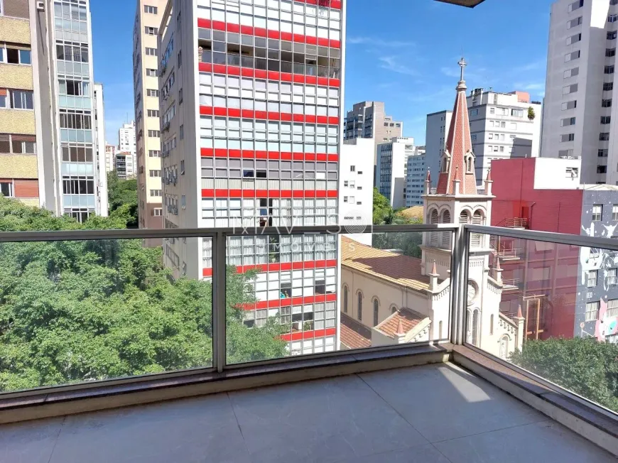 Foto 1 de Apartamento com 3 Quartos para venda ou aluguel, 240m² em Higienópolis, São Paulo