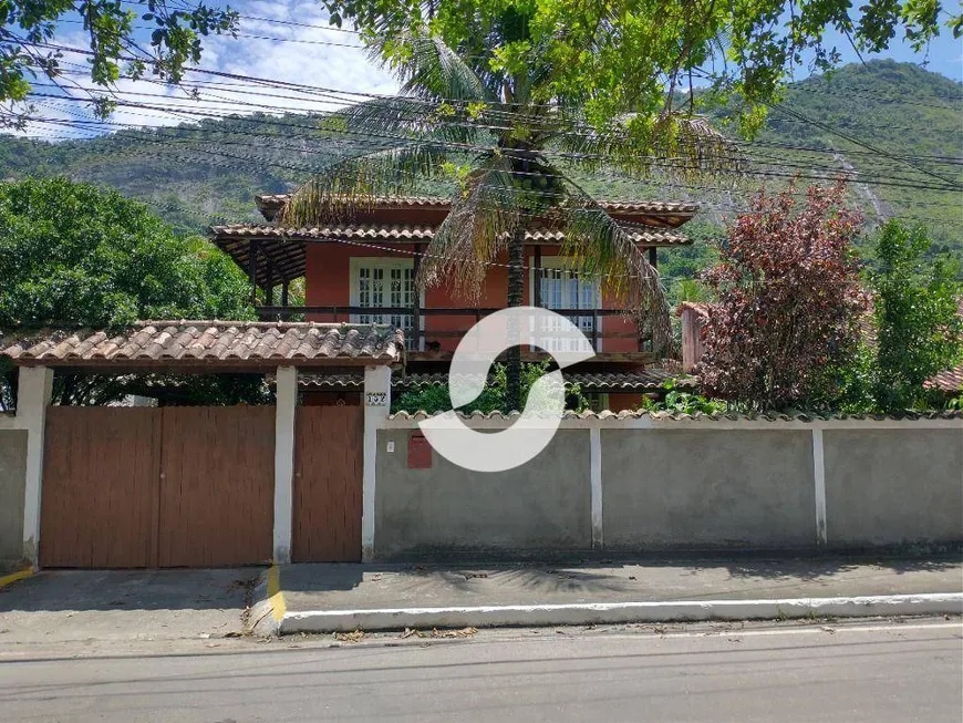 Foto 1 de Casa de Condomínio com 4 Quartos à venda, 160m² em Recanto De Itaipuacu, Maricá