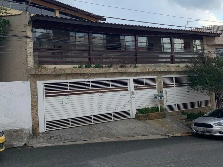 Foto 1 de Casa com 3 Quartos à venda, 142m² em Vila Martins, Carapicuíba