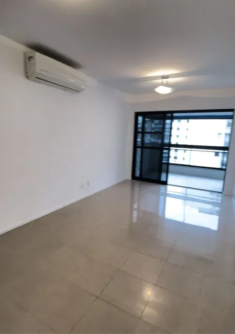 Foto 1 de Apartamento com 3 Quartos à venda, 87m² em Barra da Tijuca, Rio de Janeiro