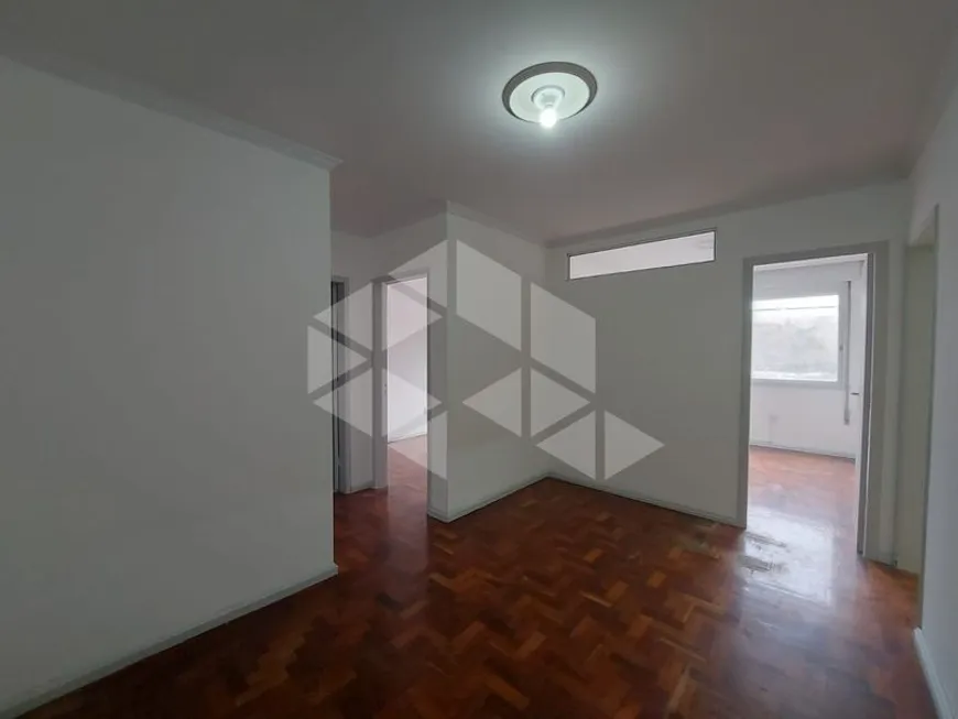 Foto 1 de Apartamento com 2 Quartos para alugar, 52m² em Azenha, Porto Alegre