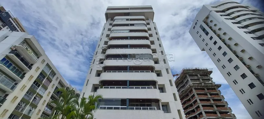 Foto 1 de Apartamento com 4 Quartos à venda, 359m² em Candeias Jaboatao, Jaboatão dos Guararapes