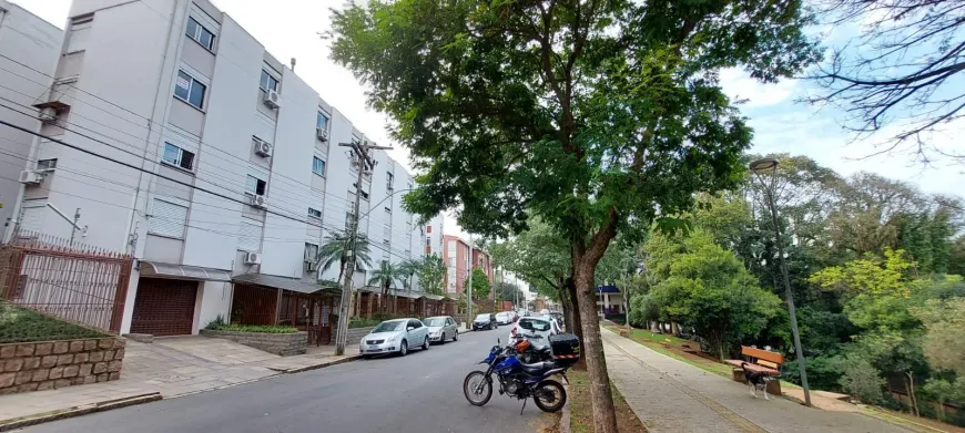 Foto 1 de Apartamento com 2 Quartos à venda, 54m² em Petrópolis, Porto Alegre