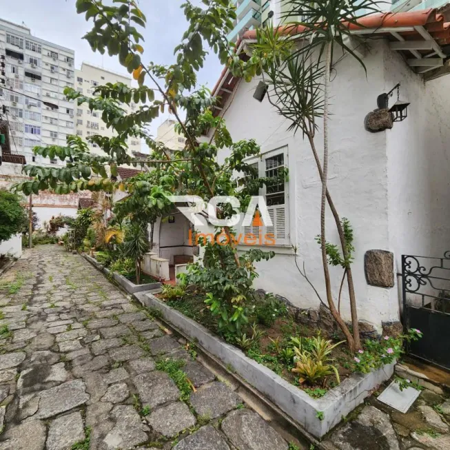 Foto 1 de Casa com 2 Quartos à venda, 60m² em Icaraí, Niterói