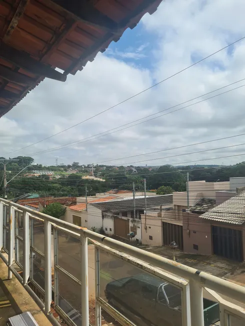Foto 1 de Sobrado com 4 Quartos à venda, 221m² em Residencial Sao Marcos, Goiânia