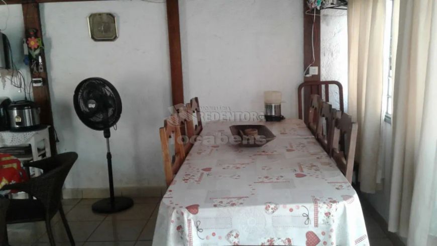 Casa - Padrão - Conjunto Habitacional Cristo Rei - São José do Rio Preto R$  250.000,00. Cód.: 11332