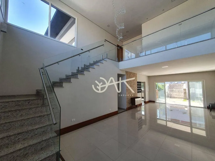 Foto 1 de Casa de Condomínio com 5 Quartos para venda ou aluguel, 350m² em Reserva do Paratehy, São José dos Campos