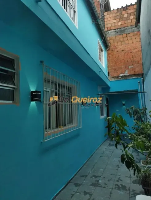 Foto 1 de Sobrado com 2 Quartos para alugar, 200m² em Jardim São Bernardo, São Paulo