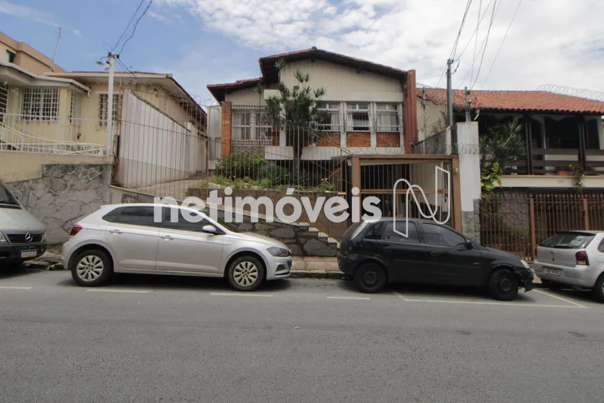 Foto 1 de Casa com 4 Quartos à venda, 191m² em Barroca, Belo Horizonte