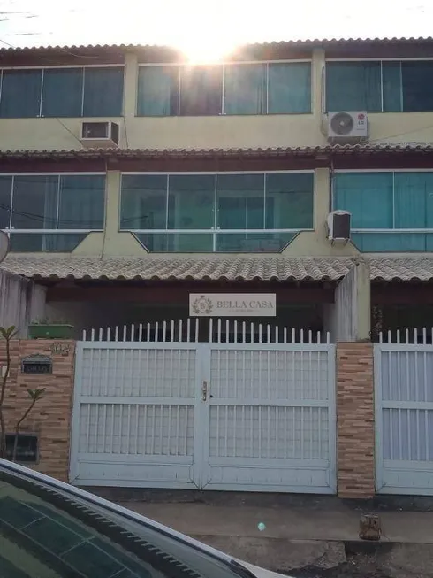 Foto 1 de Casa com 3 Quartos à venda, 150m² em Centro, Araruama