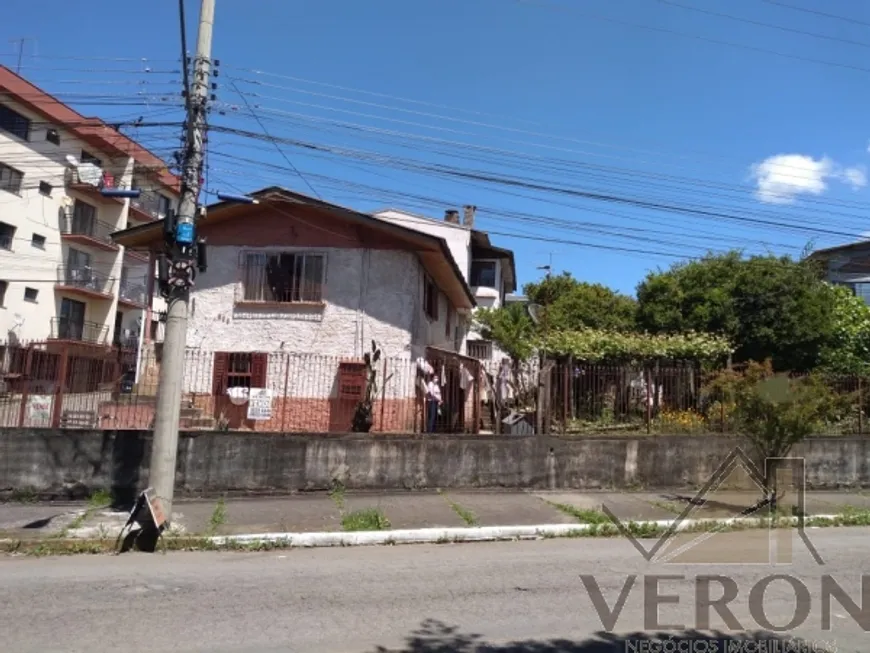 Foto 1 de Casa com 2 Quartos à venda, 341m² em Pioneiro, Caxias do Sul